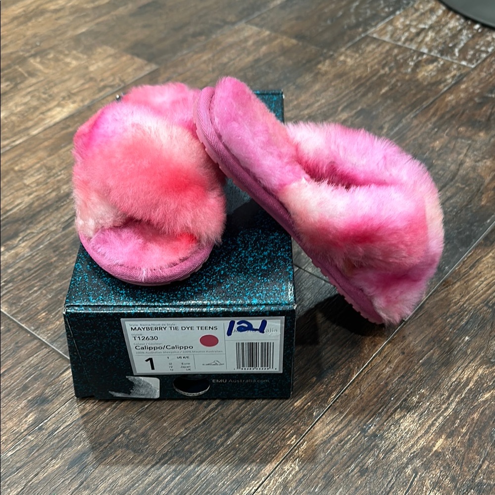 EMU Colorful Tie-Dye Slippers